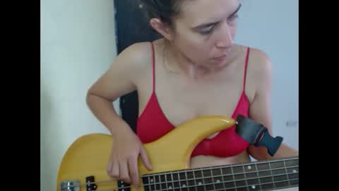 natutalcorps online show from October 2025 12:58:01 PM