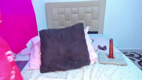 Snapshot of naty_coxx chatting on January 2025 04:21:01 AM NATY COXX online show from January 2025 04:21:01 AM