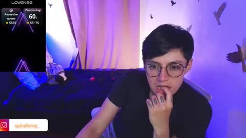 Snapshot of naty_lux19 chatting on October 2025 07:42:02 AM Fernanda online show from October 2025 07:42:02 AM