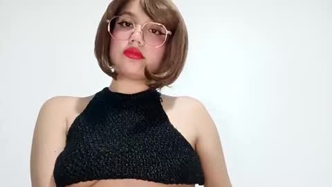 Naty online show from November 2025 07:06:02 AM