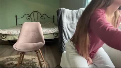 Snapshot of natybron chatting on December 2025 06:52:02 AM Andreea online show from December 2025 06:52:02 AM