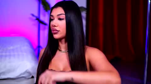 Snapshot of natydesiree chatting on November 2025 10:17:01 AM Naty online show from November 2025 10:17:01 AM