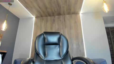 Snapshot of natyferrer chatting on December 2024 10:44:02 AM Naty Ferrer online show from December 2024 10:44:02 AM