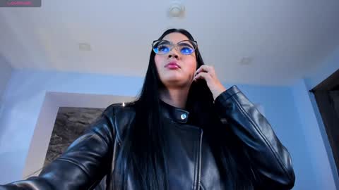 Snapshot of natyferrer chatting on December 2024 10:34:02 AM Naty Ferrer online show from December 2024 10:34:02 AM