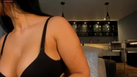 Snapshot of natyferrer chatting on March 2025 10:45:02 AM Naty Ferrer online show from March 2025 10:45:02 AM