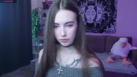 Nikki online show from October 2025 03:21:02 AM