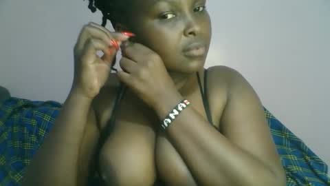 Snapshot of naughti_garlie chatting on October 2025 06:08:01 PM naughti_garlie online show from October 2025 06:08:01 PM