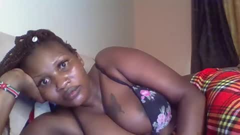 Snapshot of naughty8779 chatting on October 2025 02:48:02 AM naughty8779 online show from October 2025 02:48:02 AM