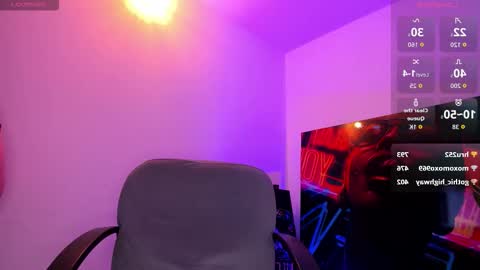 Snapshot of naughty_butt chatting on November 2025 01:16:01 AM Megan online show from November 2025 01:16:01 AM