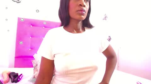 Snapshot of naughty_choko chatting on October 2025 07:21:02 AM L I S S online show from October 2025 07:21:02 AM