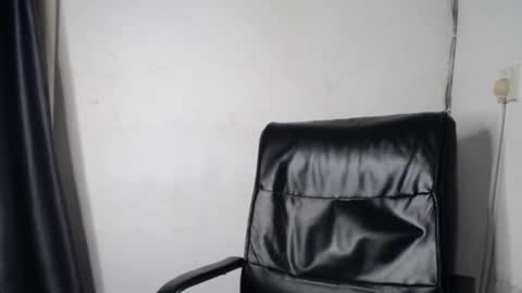 Snapshot of naughty_flirt1 chatting on November 2025 07:13:02 PM Zoey online show from November 2025 07:13:02 PM