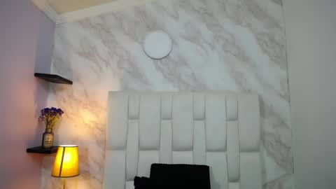 Snapshot of naughty_kittenm chatting on February 2025 10:19:01 AM Kitten online show from February 2025 10:19:01 AM