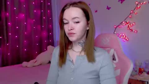 Snapshot of naughty_mablee chatting on October 2025 12:08:02 AM Mable online show from October 2025 12:08:02 AM