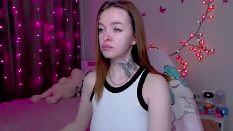 Snapshot of naughty_mablee chatting on October 2025 12:22:01 AM Mable online show from October 2025 12:22:01 AM