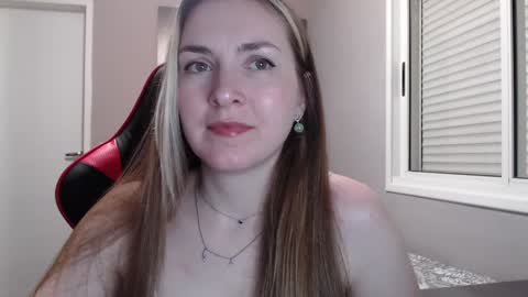 Ann online show from December 2024 01:04:02 AM