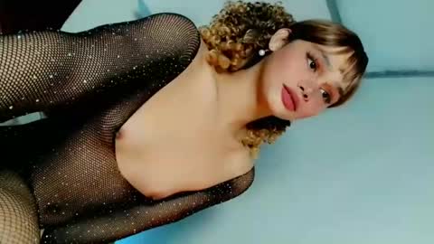 bella online show from December 2024 10:50:01 PM