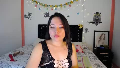 Snapshot of naughtygirl_mmm chatting on December 2024 06:56:02 PM Valeria online show from December 2024 06:56:02 PM