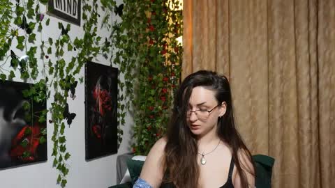 Snapshot of naughtyhomemade17 chatting on October 2025 06:51:01 PM Mya Alexya online show from October 2025 06:51:01 PM