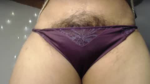 Snapshot of naughtyhotsquirt chatting on October 2025 04:15:02 PM Kimberly online show from October 2025 04:15:02 PM