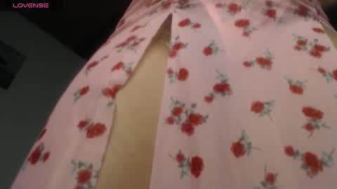 Snapshot of naughtyhotsquirt chatting on October 2025 03:47:02 PM Kimberly online show from October 2025 03:47:02 PM