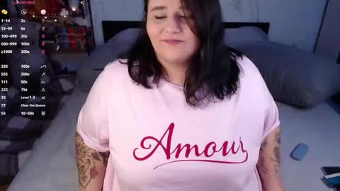 Snapshot of naughtykiss22 chatting on November 2025 04:57:01 AM Chris online show from November 2025 04:57:01 AM