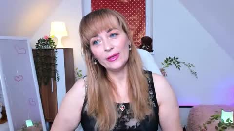 Snapshot of naughtymilane chatting on November 2025 08:44:01 PM Milana - on air every day except Wednesday from 9 pm to 4 am European time online show from November 2025 08:44:01 PM