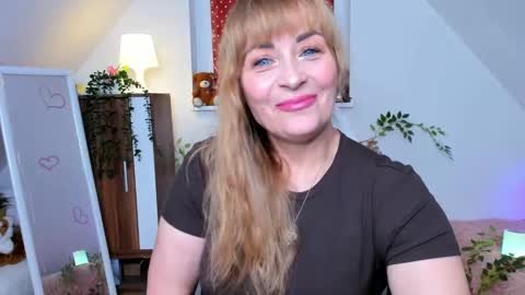 Snapshot of naughtymilane chatting on November 2025 08:52:01 PM Milana - on air every day except Wednesday from 9 pm to 4 am European time online show from November 2025 08:52:01 PM