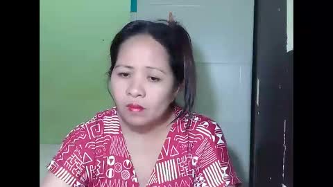 Snapshot of naughtymom26 chatting on October 2025 10:14:01 AM naughtymom26 online show from October 2025 10:14:01 AM