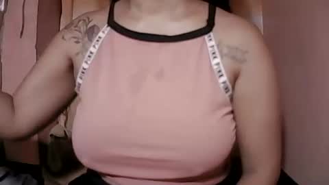 naughtymom_33 online show from September 2025 07:24:02 PM