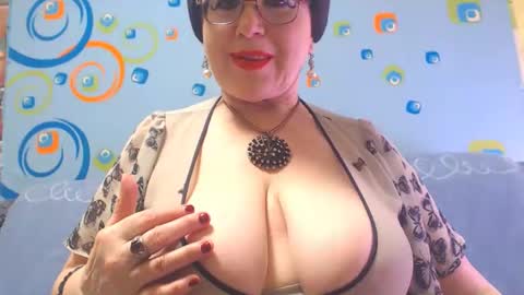 OldKinkyMILF online show from January 2025 05:20:02 AM