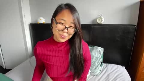 Snapshot of naughtynerdygirl chatting on October 2025 11:51:02 AM Gigi Chu online show from October 2025 11:51:02 AM