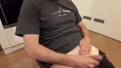 James online show from October 2025 02:15:01 PM