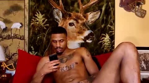 Mekhi or Khi online show from January 2025 02:00:02 AM