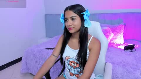 Angela  online show from October 2025 06:31:01 PM