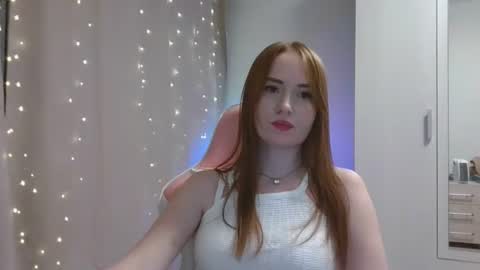 NauryLoversz online show from September 2025 05:49:01 PM