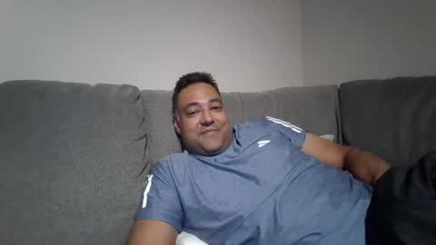 navgill09 online show from September 2025 06:29:02 AM