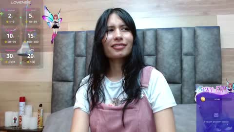 Snapshot of nayecloud chatting on January 2025 03:24:02 AM Naye online show from January 2025 03:24:02 AM