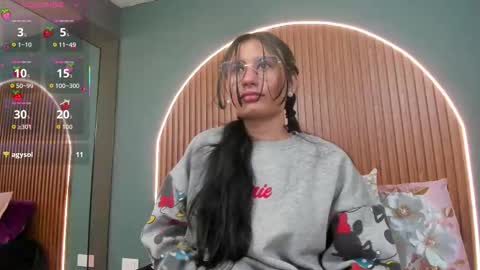 Snapshot of nayecloud chatting on October 2025 03:40:02 AM Naye online show from October 2025 03:40:02 AM