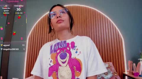 Snapshot of nayecloud chatting on October 2025 03:51:02 AM Naye online show from October 2025 03:51:02 AM