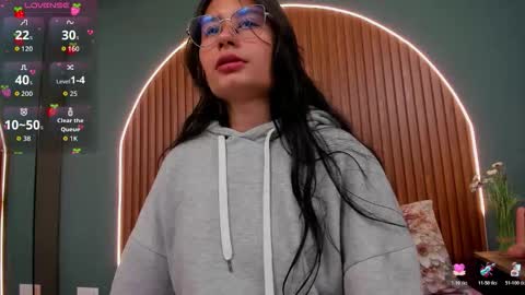 Snapshot of nayecloud chatting on October 2025 03:31:01 AM Naye online show from October 2025 03:31:01 AM