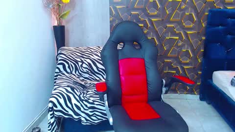 Snapshot of nazper_ chatting on November 2025 03:45:02 PM Nazper online show from November 2025 03:45:02 PM