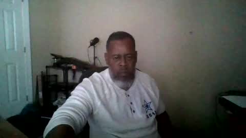 Terry online show from October 2025 10:07:02 PM