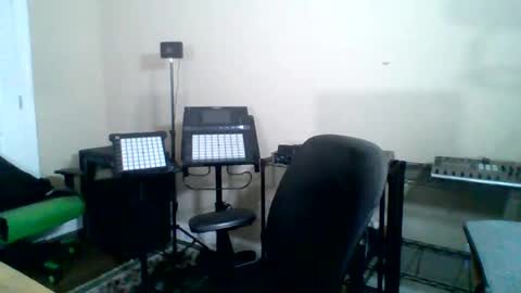 Terry online show from October 2025 07:58:02 PM