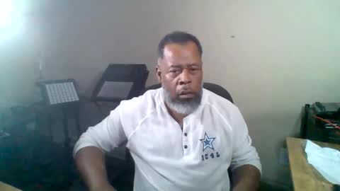 Terry online show from October 2025 06:42:01 PM