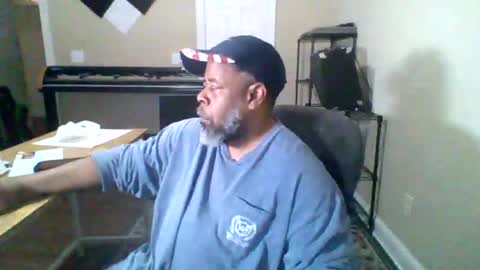 Terry online show from November 2025 04:56:02 AM