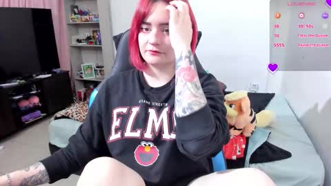 Geek Nicole    im Neeko UwU online show from October 2025 10:21:01 AM