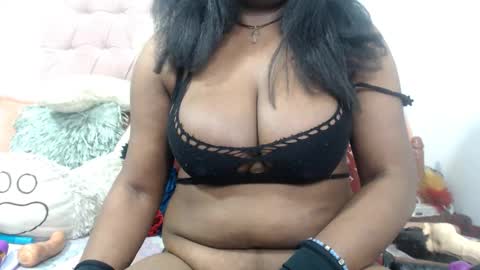 Snapshot of negrabig_38 chatting on October 2025 04:57:02 AM negrabig 38 online show from October 2025 04:57:02 AM