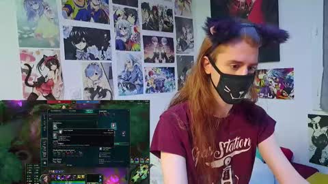 Snapshot of neko_nyaaa chatting on October 2025 12:02:02 PM Neko online show from October 2025 12:02:02 PM