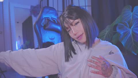 Snapshot of nekyra_san chatting on January 2025 12:04:02 AM Mely Birthday party saturday night BYO online show from January 2025 12:04:02 AM