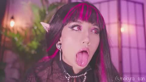 Snapshot of nekyra_san chatting on October 2025 01:04:02 AM Mely Birthday party saturday night BYO online show from October 2025 01:04:02 AM